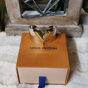 Louis Vuitton | Jewelry | Louis Vuitton Essential V Cuff